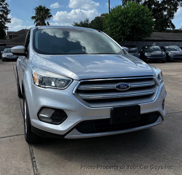 2019 Ford Escape SE FWD - 23066744 - 2