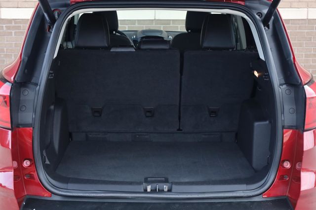 2019 Ford Escape SEL - 23046774 - 10