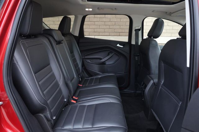 2019 Ford Escape SEL - 23046774 - 24