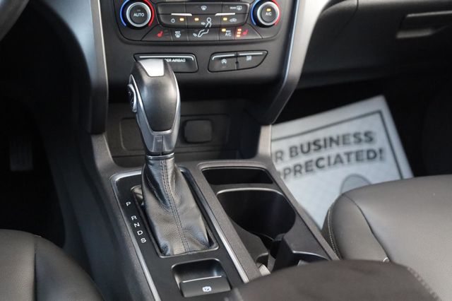 2019 Ford Escape SEL - 23046774 - 46