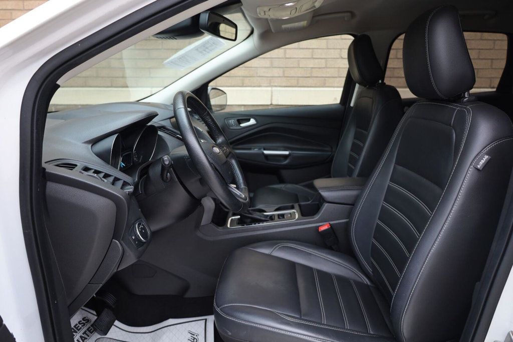 Ford Escape photo 17