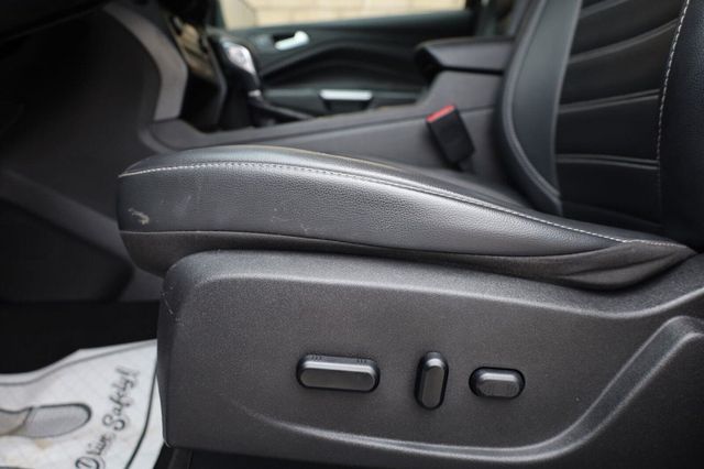 2019 Ford Escape SEL - 23088015 - 18