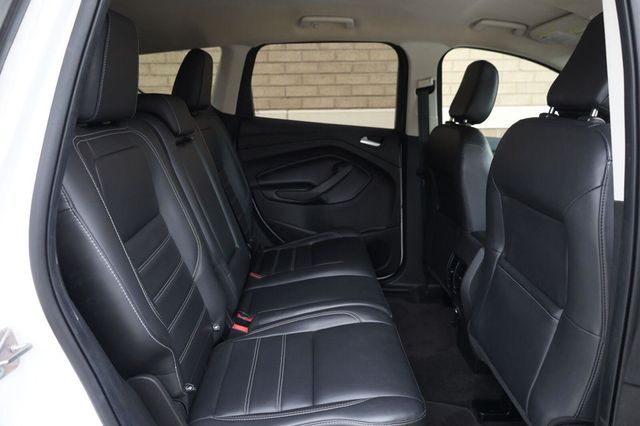 2019 Ford Escape SEL - 23088015 - 24