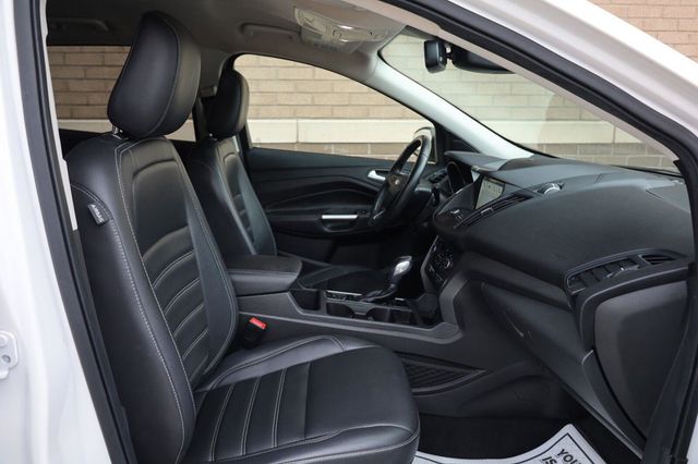 2019 Ford Escape SEL - 23088015 - 26