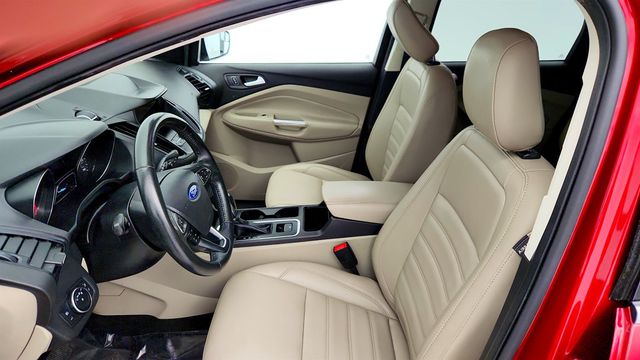 2019 Ford Escape SEL - 22970704 - 18