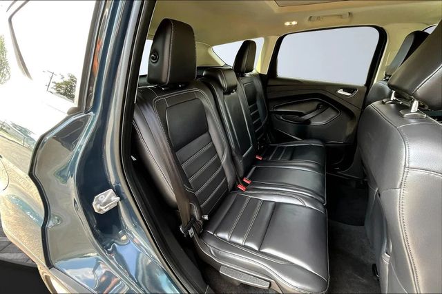 2019 Ford Escape SEL 4WD - 22957985 - 10