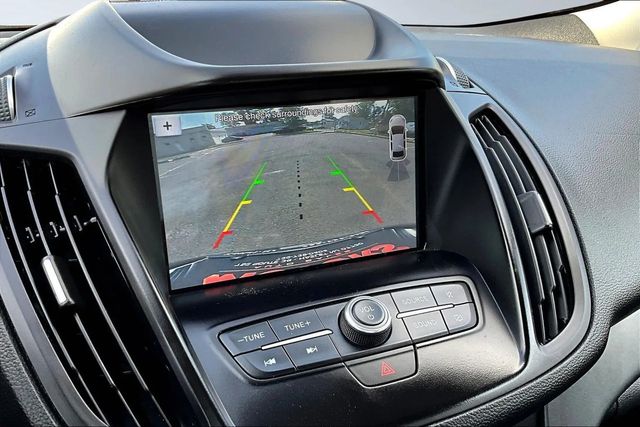 2019 Ford Escape SEL 4WD - 22957985 - 19