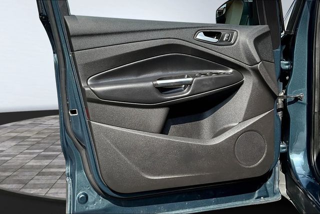 2019 Ford Escape SEL 4WD - 22957985 - 6