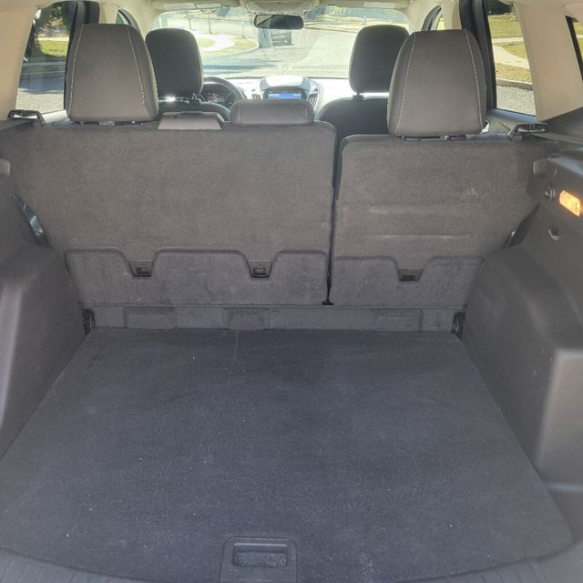 2019 Ford Escape SEL 4WD - 22790046 - 13