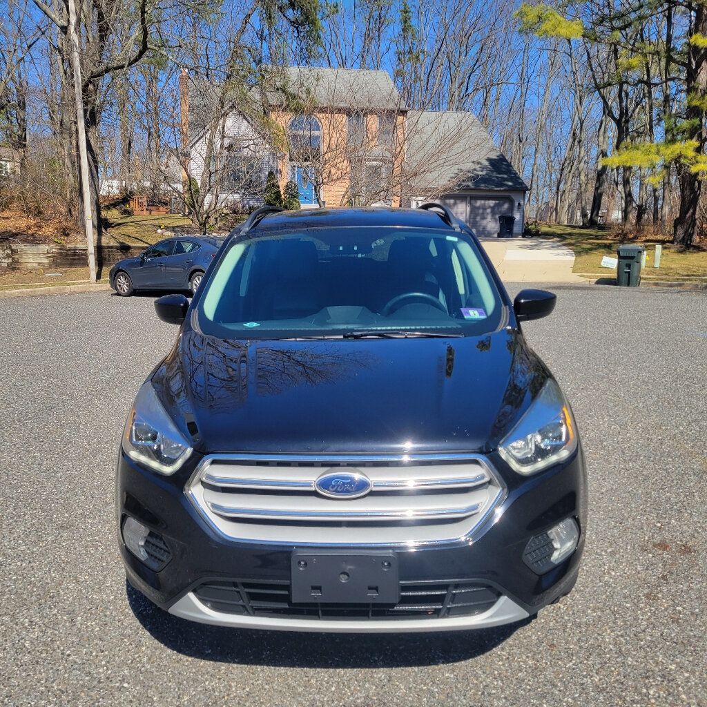 2019 Ford Escape SEL photo 8