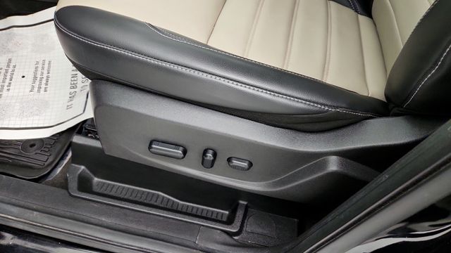 2019 Ford Escape SEL 4WD with Sport Appearance Package - 22948048 - 10