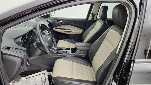 2019 Ford Escape SEL 4WD with Sport Appearance Package - 22948048 - 19