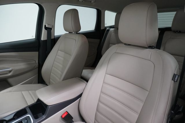 2019 Ford Escape SEL FWD - 22941109 - 9