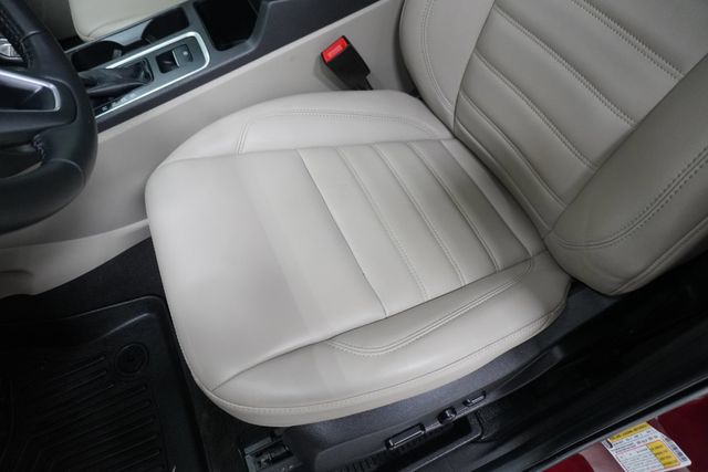 2019 Ford Escape SEL FWD - 22941109 - 10