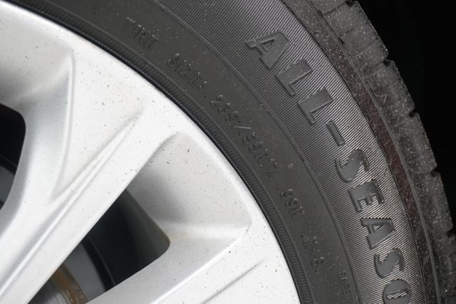 2019 Ford Escape SEL FWD - 22941109 - 24