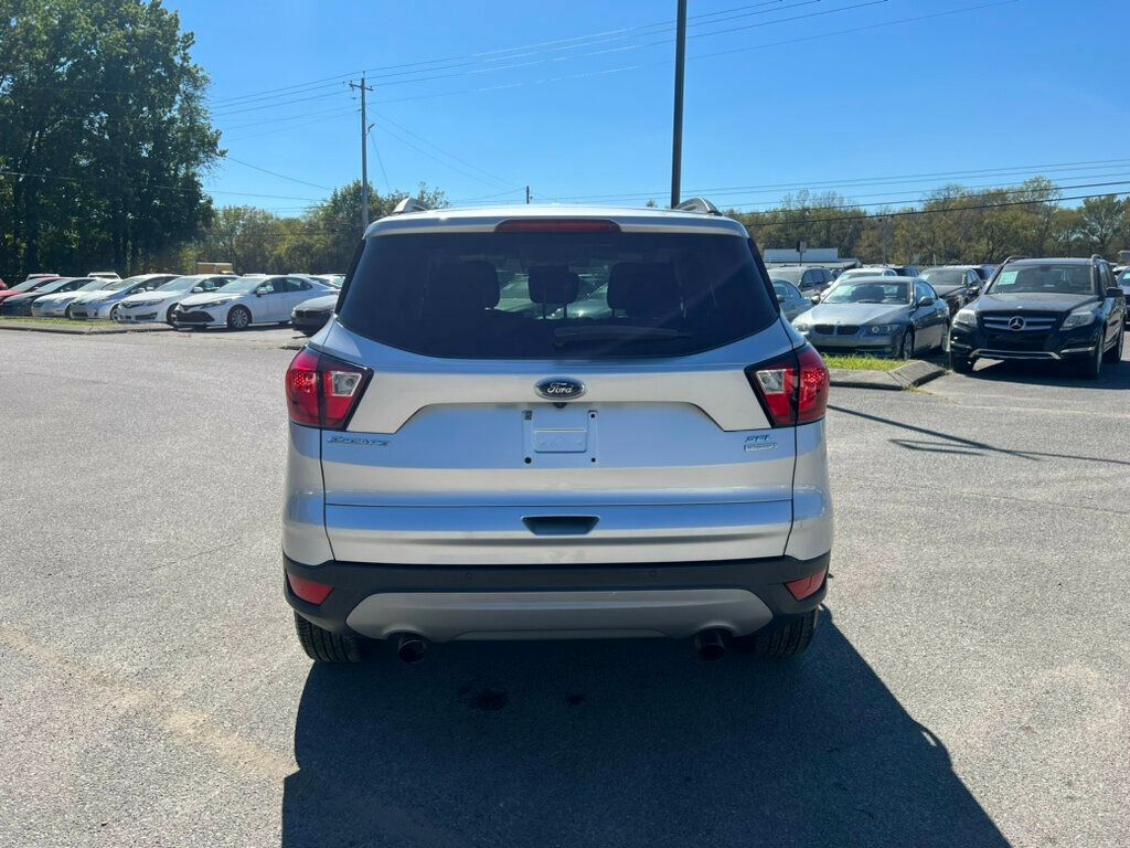 2019 Ford Escape SEL FWD - 22634439 - 3