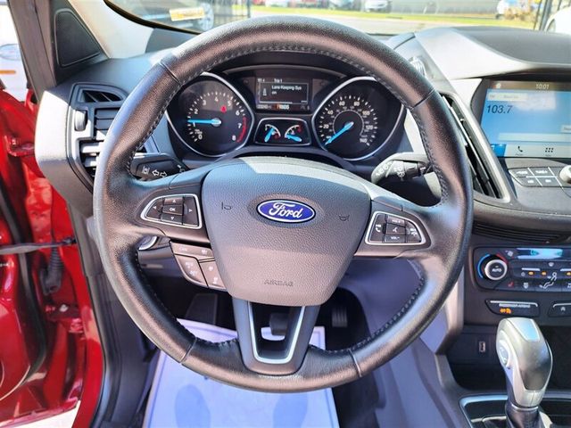 2019 Ford Escape SEL FWD - 22040139 - 34