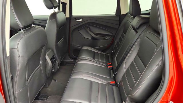 2019 Ford Escape SEL FWD - 23074429 - 18