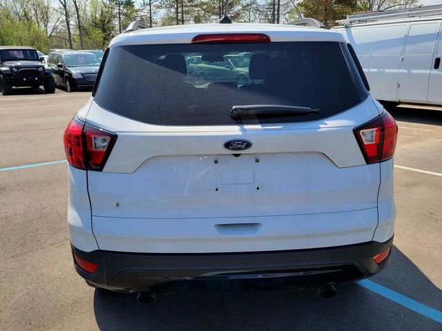 2019 Ford Escape SE Sport Utility 4D - 23032405 - 9