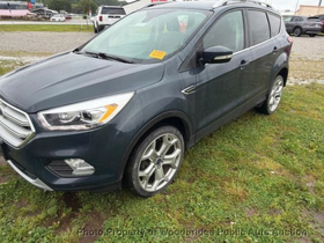 2019 Ford Escape Titanium 4WD - 23038132 - 0