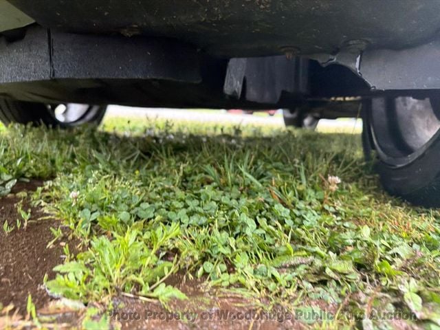 2019 Ford Escape Titanium 4WD - 23038132 - 17