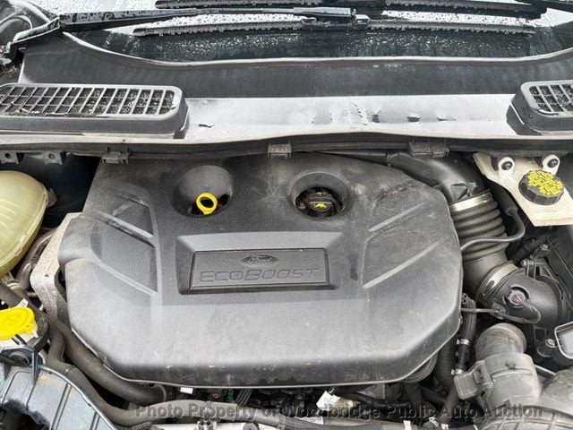 2019 Ford Escape Titanium 4WD - 23038132 - 20