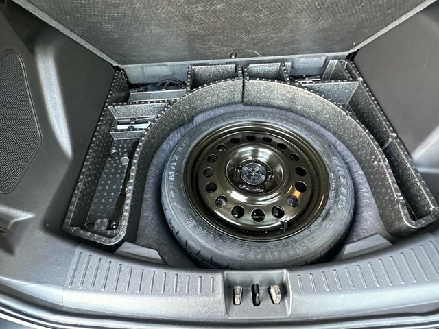 2019 Ford Escape Titanium 4WD - 22031502 - 52