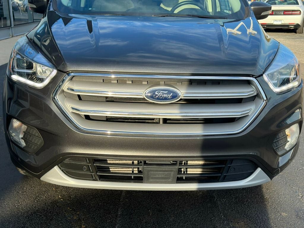 2019 Ford Escape Titanium 4WD - 22031502 - 8