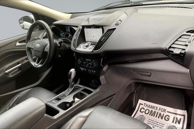 2019 Ford Escape Titanium 4WD - 23066769 - 12
