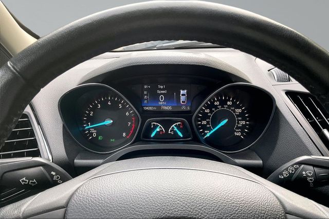 2019 Ford Escape Titanium 4WD - 23066769 - 22