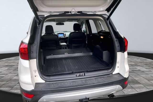 2019 Ford Escape Titanium 4WD - 23066769 - 36