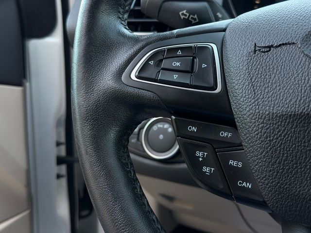 2019 Ford Escape Titanium 4WD - 23039295 - 13