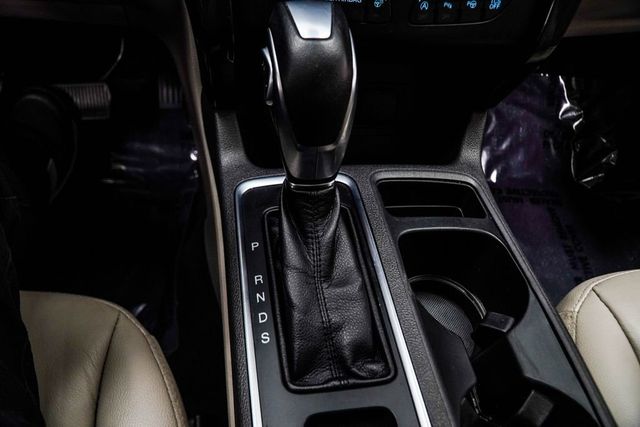 2019 Ford Escape Titanium FWD - 23068184 - 19