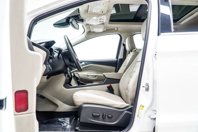 2019 Ford Escape Titanium FWD - 23068184 - 37