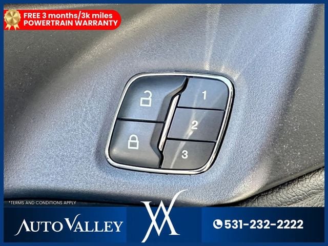 2019 Ford Expedition Limited Sport Utility 4D - 22996637 - 13