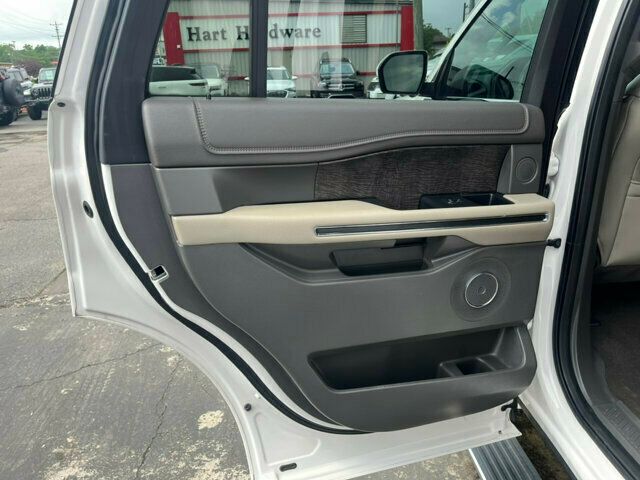 2019 Ford Expedition Local Trade/REAR DVD/Heated&Cooled Seats/Blind Spot/PanoRoof/NAV - 22427983 - 12