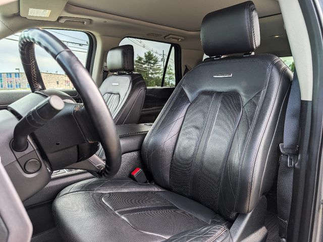 2019 Ford Expedition Platinum 4x4 - 23025643 - 13