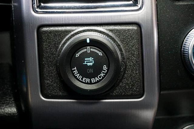 2019 Ford Expedition *Platinum 4x4* *Factory Warranty* *Pano-Roof* *Nav-Camera* - 22948838 - 60