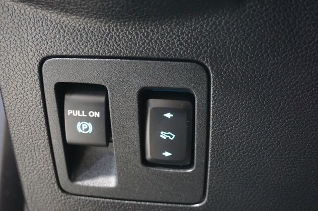 2019 Ford Expedition *Platinum 4x4* *Factory Warranty* *Pano-Roof* *Nav-Camera* - 22948838 - 62