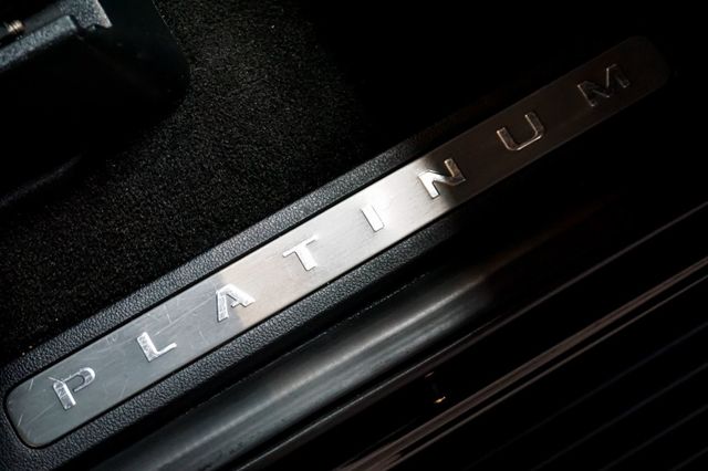 2019 Ford Expedition *Platinum 4x4* *Factory Warranty* *Pano-Roof* *Nav-Camera* - 22948838 - 75