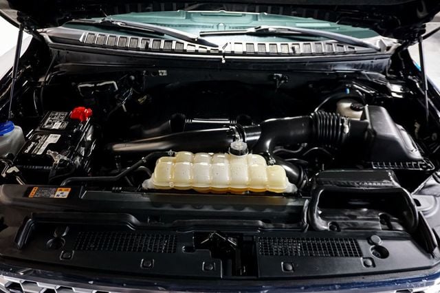 2019 Ford Expedition *Platinum 4x4* *Pano-Roof* *Nav-Camera* - 22948838 - 12