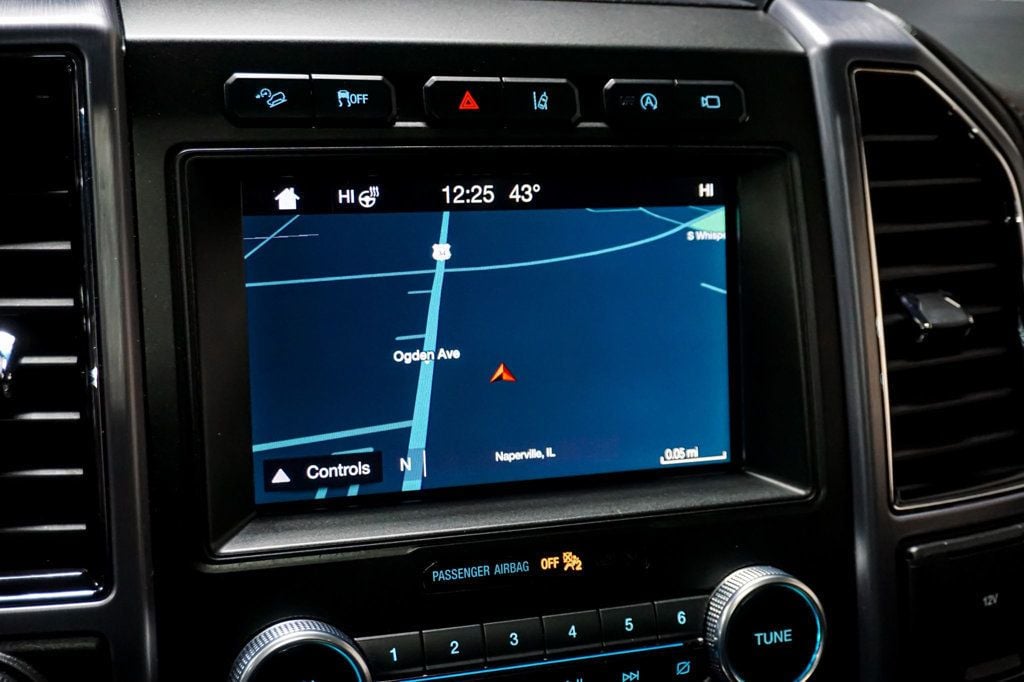 2019 Ford Expedition *Platinum 4x4* *Pano-Roof* *Nav-Camera* - 22948838 - 21