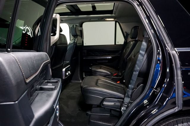 2019 Ford Expedition *Platinum 4x4* *Pano-Roof* *Nav-Camera* - 22948838 - 25