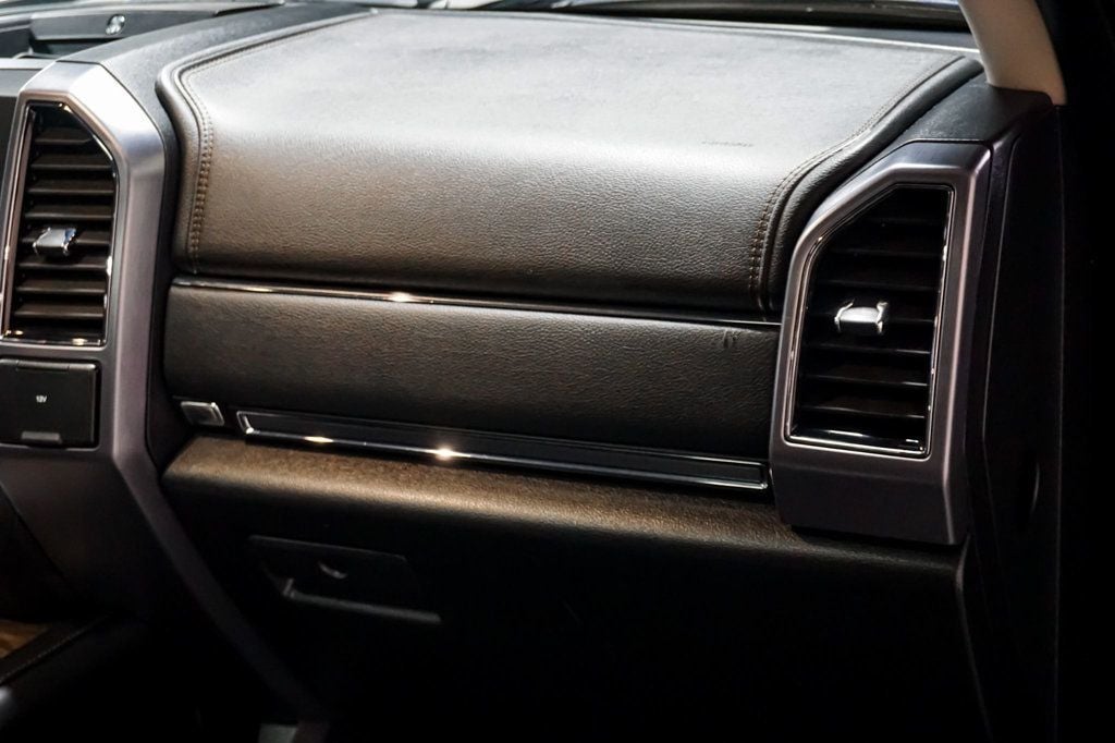 2019 Ford Expedition *Platinum 4x4* *Pano-Roof* *Nav-Camera* - 22948838 - 30