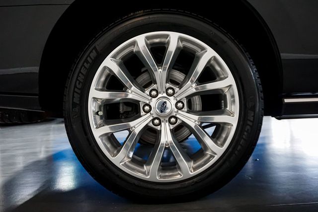 2019 Ford Expedition *Platinum 4x4* *Pano-Roof* *Nav-Camera* - 22948838 - 67