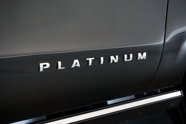 2019 Ford Expedition *Platinum 4x4* *Pano-Roof* *Nav-Camera* - 22948838 - 70