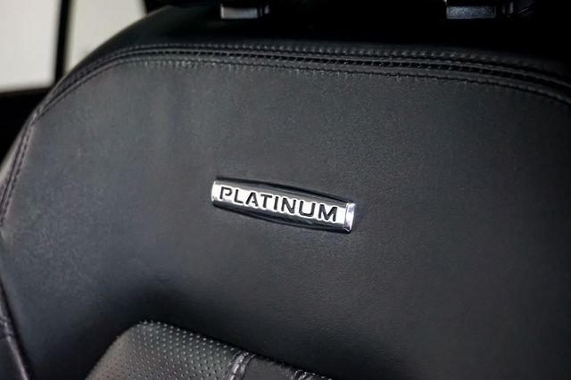 2019 Ford Expedition *Platinum 4x4* *Pano-Roof* *Nav-Camera* - 22948838 - 73