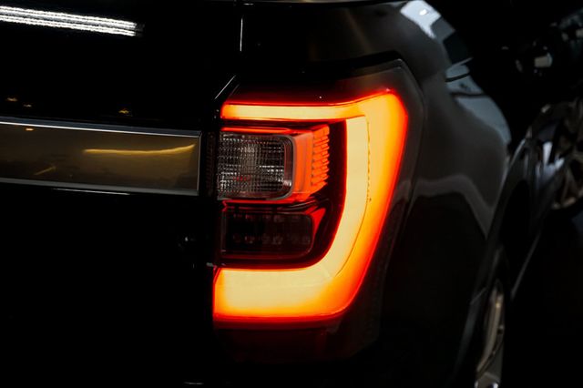 2019 Ford Expedition *Platinum 4x4* *Pano-Roof* *Nav-Camera* - 22948838 - 85