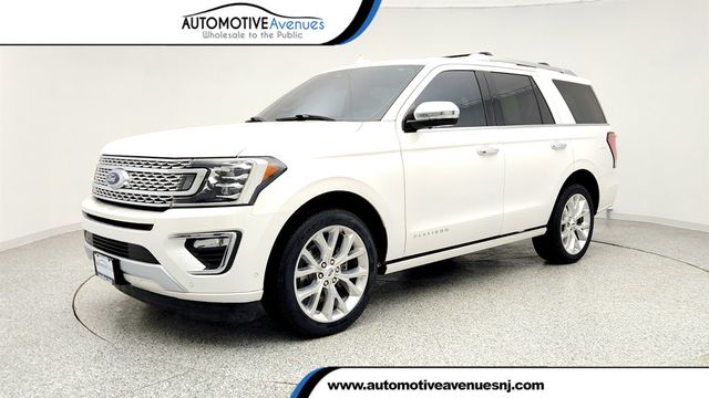 2019 Ford Expedition Platinum w/ Heavy-Duty Trailer Tow Pkg & 2nd Row Bucket Seats - 23003935 - 0