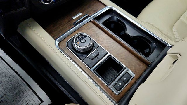 2019 Ford Expedition Platinum w/ Heavy-Duty Trailer Tow Pkg & 2nd Row Bucket Seats - 23003935 - 15